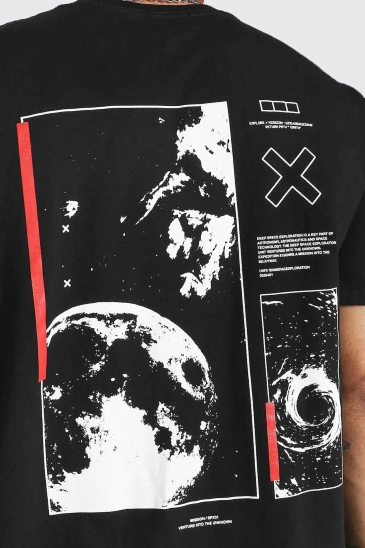 Erkek%20Oversize%20T-shirt%20Sırt%20Gezegen%20Baskı
