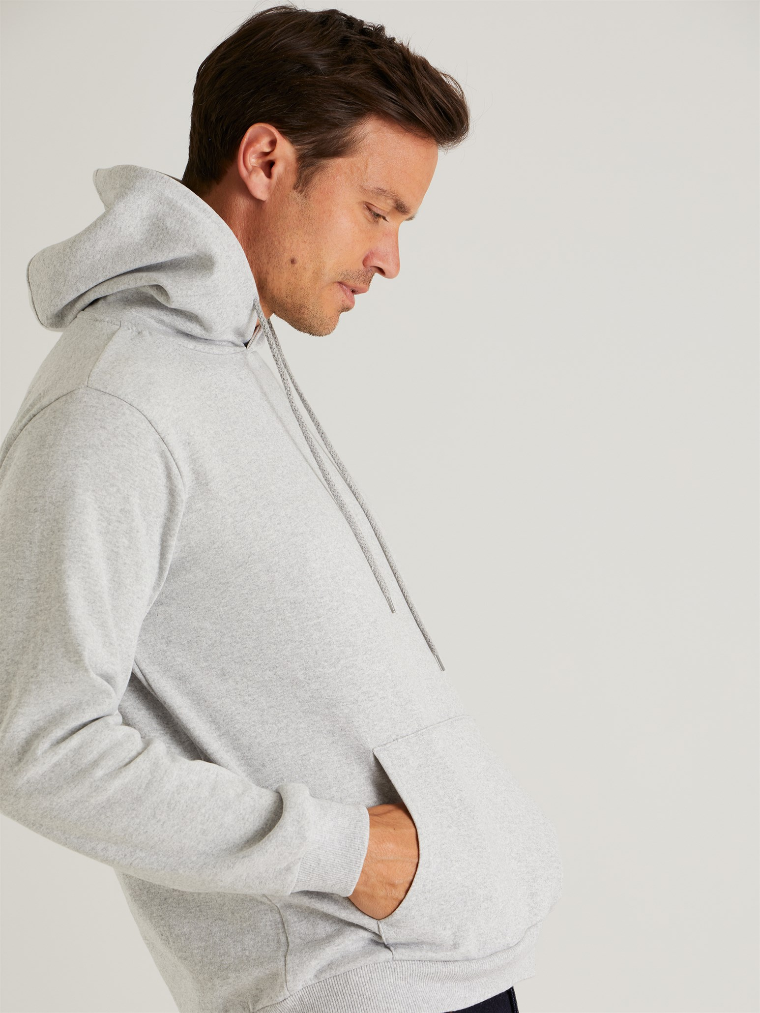 Erkek%20Gri%20Kışlık%20Kapüşonlu%20Sweatshirt%20Renkli%20Şardonlu