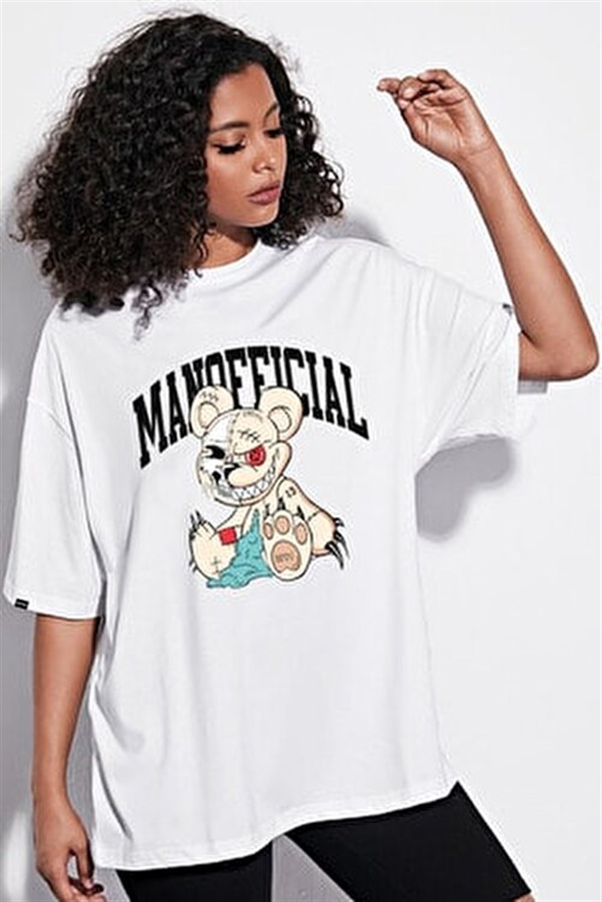 Kadın%20Oversize%20T-shirt%20Manoffıcıal%20Beyaz