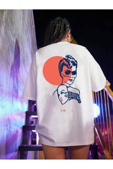 Kadın Oversize T-shirt Sırt Yüz Çizim Baskı